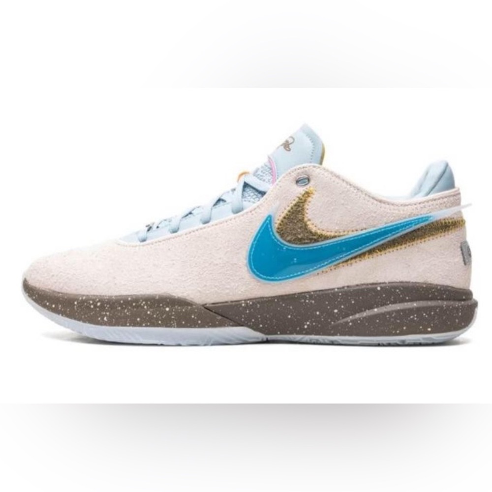 Nikesss LeBron 20 Low UNKNWN Message in a Bottle